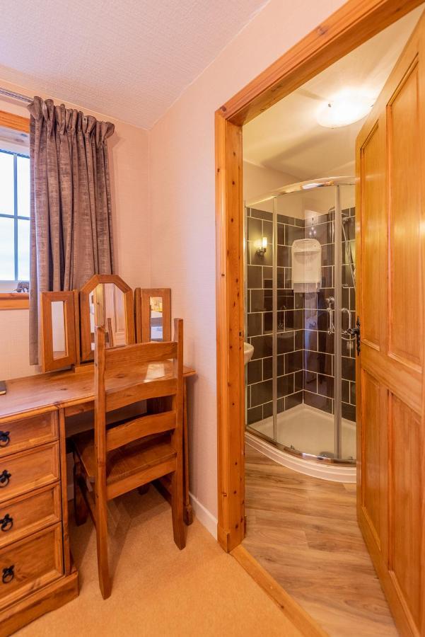 Benview Bed And Breakfast & Luxury Lodge, Isle Of North Uist Paible エクステリア 写真